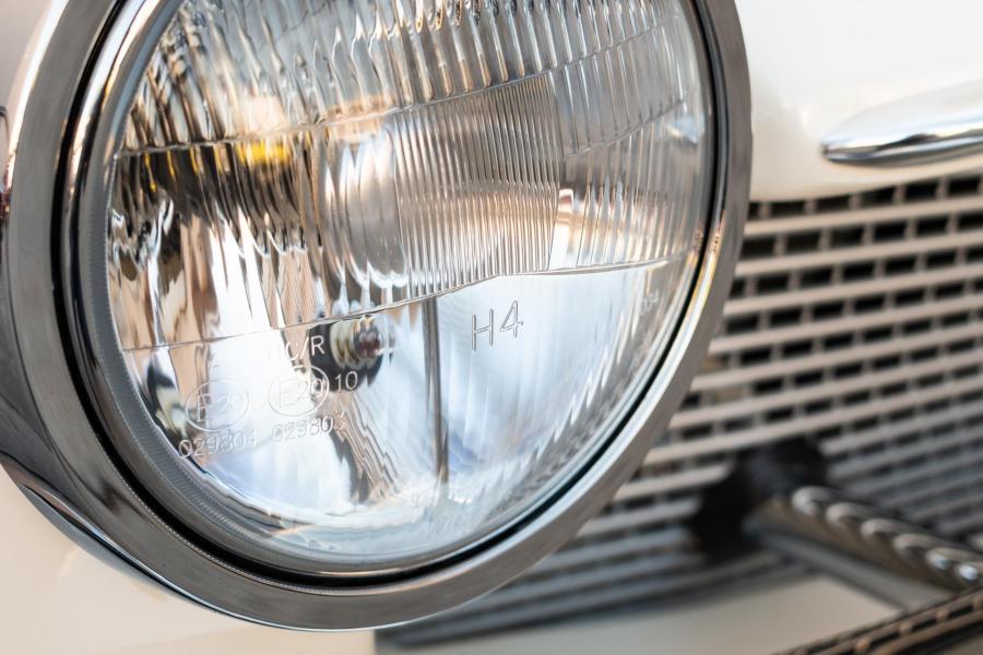 Детали экстерьера BMW Glas 1600 GT 1968 года  (фото 30 из 155)